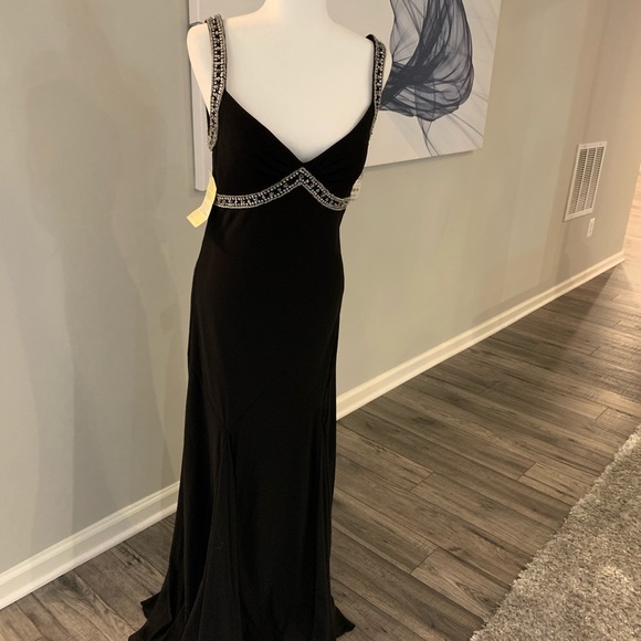 NWT JS Boutique Black Sequin long cocktail gown - Picture 7 of 10